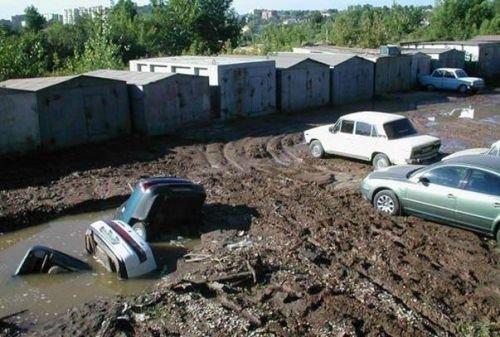 Car Funny Pictures A very compact parking