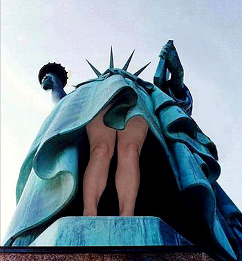 Facebook Funny Pictures The Statue of Liberty